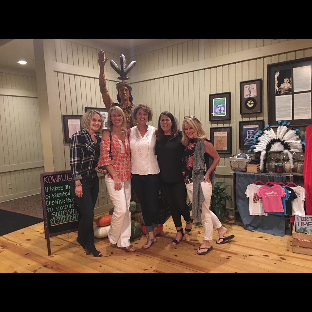 Meet your Posher, Julie